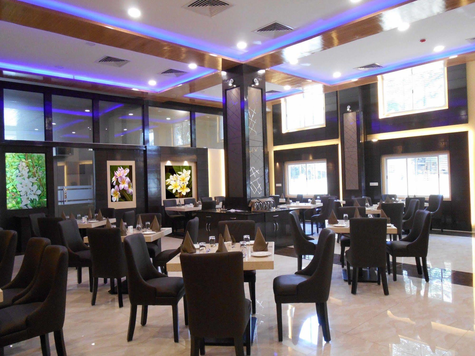 Rio Meridian Hotel مَسّور المظهر الخارجي الصورة
